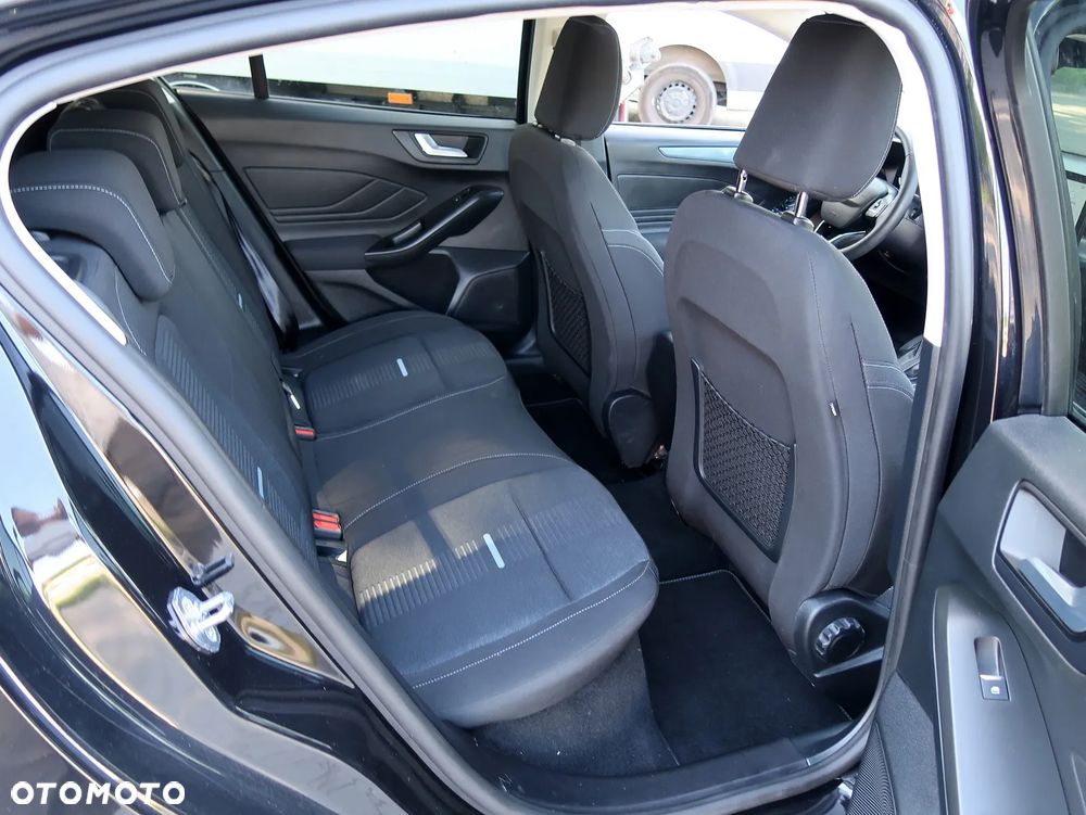 Ford Focus 1.0 EcoBoost mHEV Active Style - 13