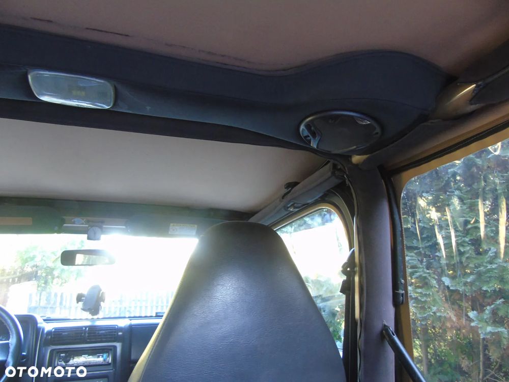 Jeep Wrangler 4.0 Sport - 16