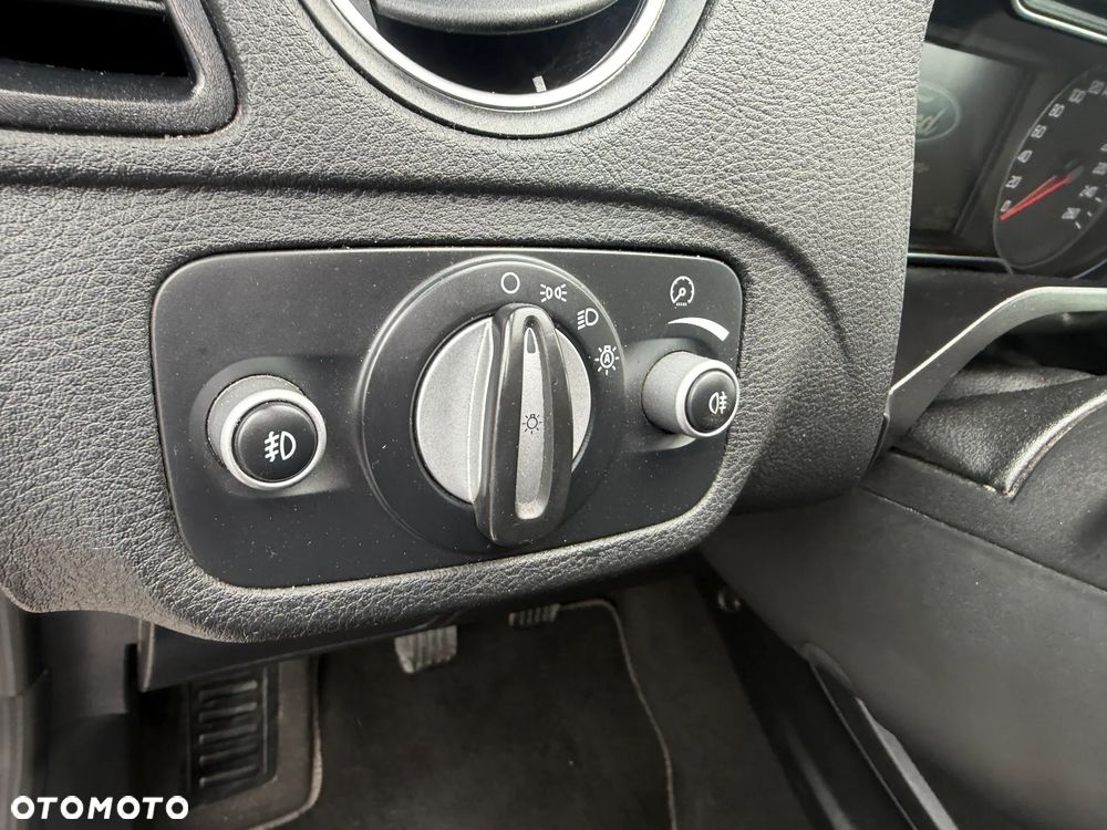 Ford S-Max 2.0 Titanium - 17