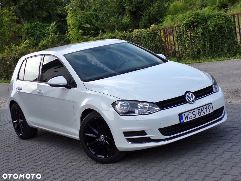 Volkswagen Golf 2.0 BlueTDI DSG Comfortline - 12