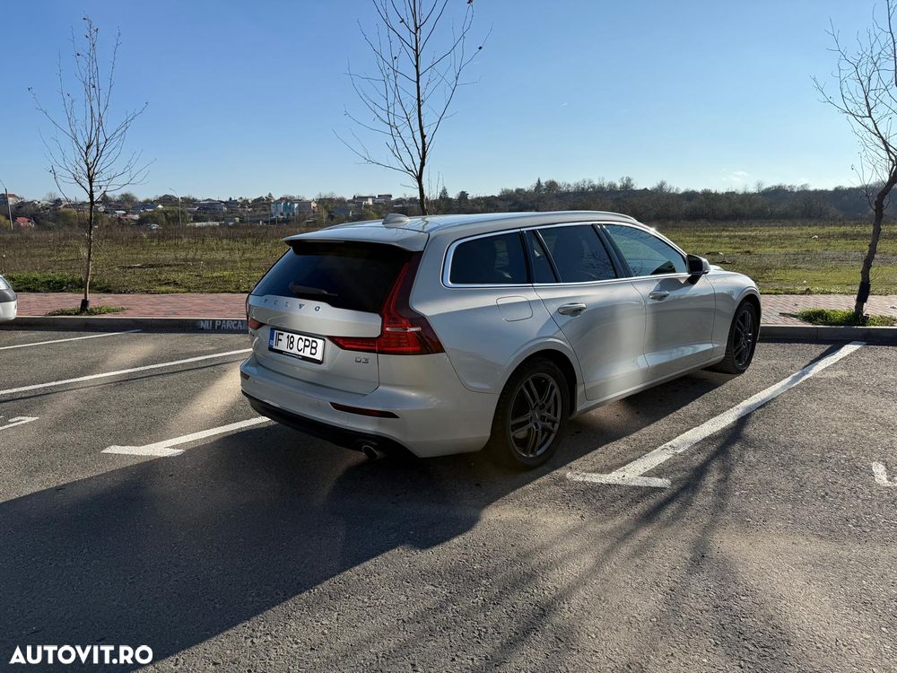 Volvo V60 D3 Geartronic Momentum Pro - 4