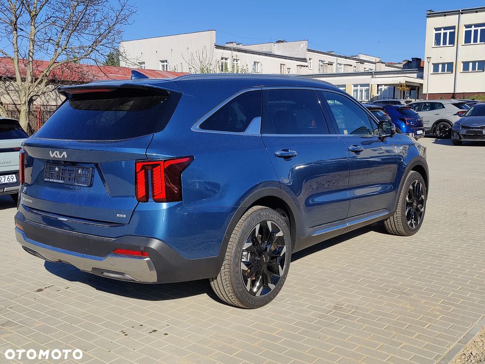 Kia Sorento - 2