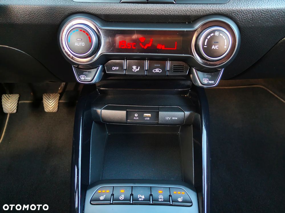 Kia Stonic 1.0 T-GDI 120 Vision - 27
