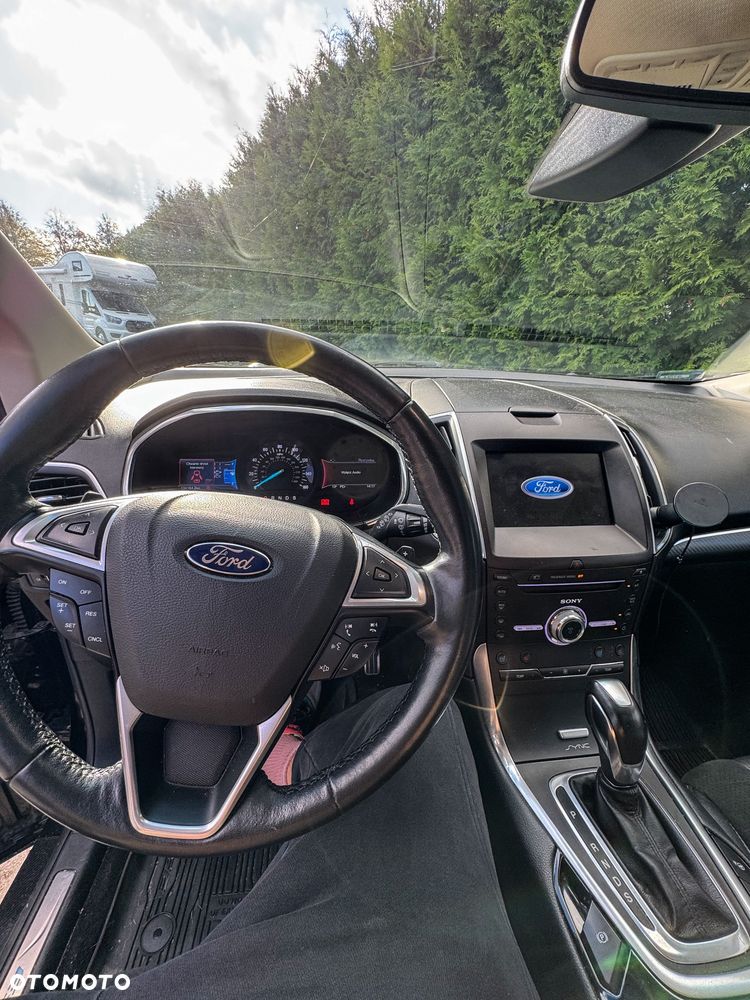 Ford Edge - 6