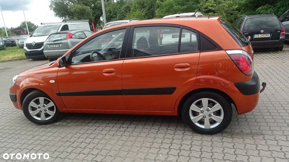Kia Rio 1.4 (klm swo) / Comfort + - 11