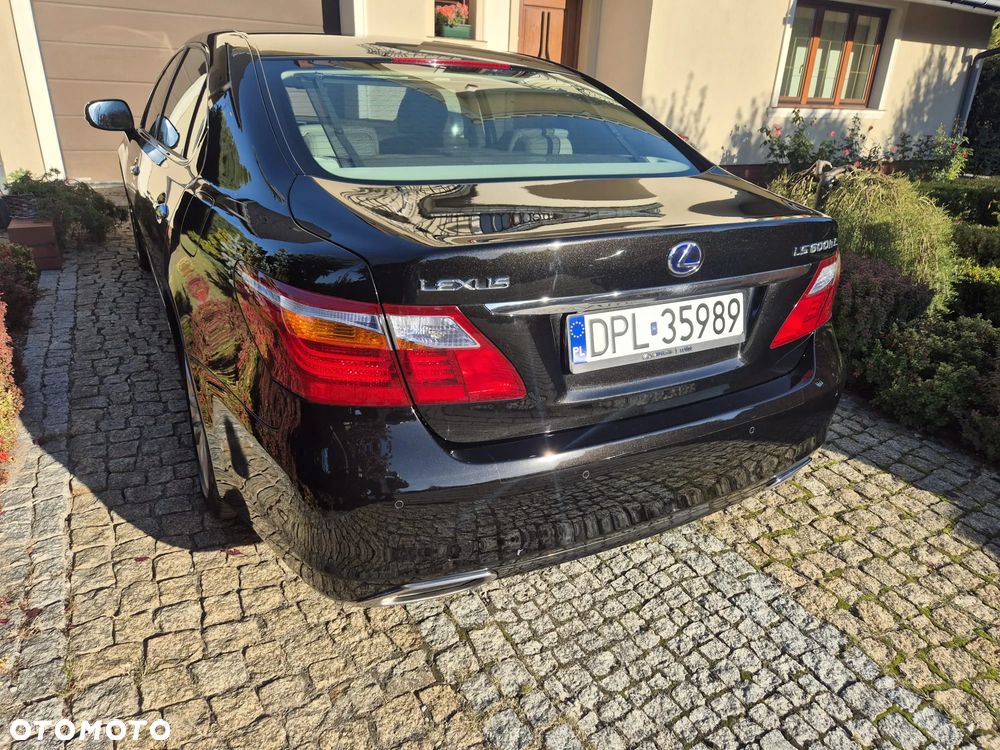 Lexus LS 600h L Superior - 5