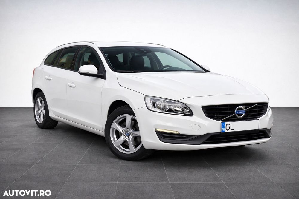 Volvo V60 D2 Geartronic Kinetic - 1