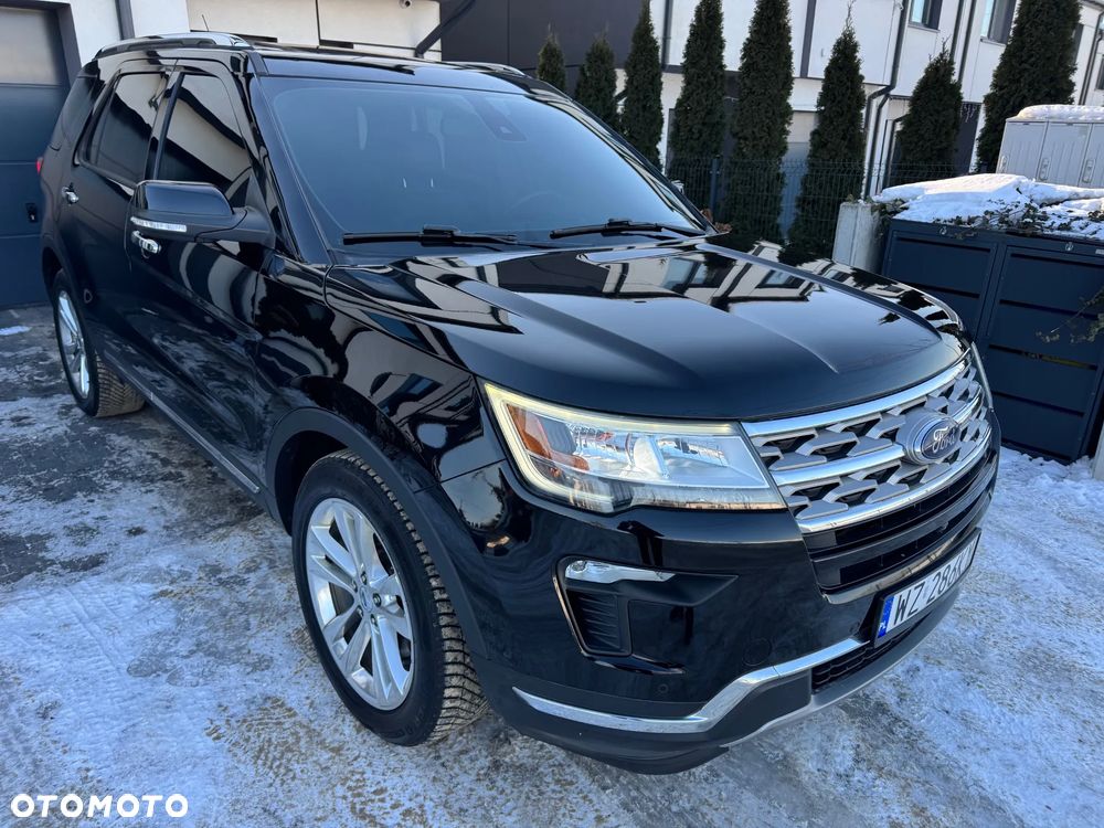 Ford Explorer - 1