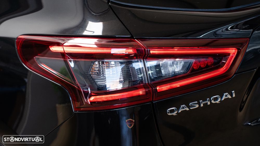Nissan Qashqai 1.3 DIG-T N-Connecta J18 - 11