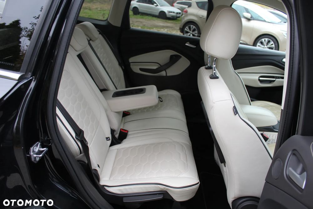Ford Kuga 2.0 TDCi 4x4 Vignale - 23