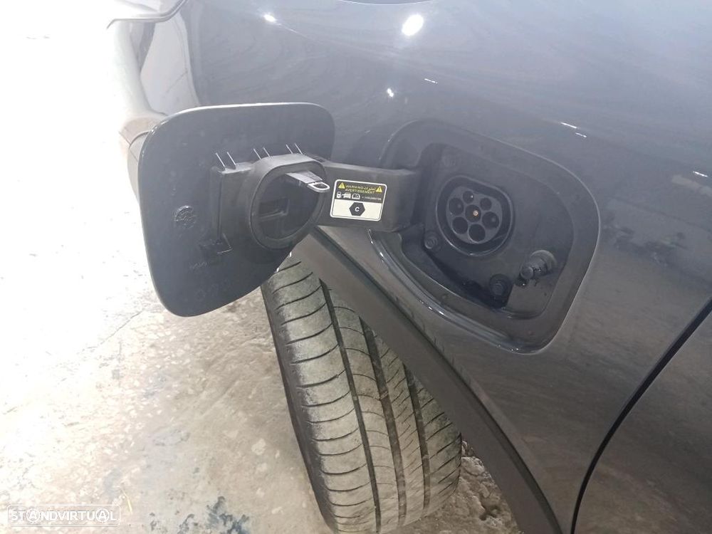 Kia XCeed 1.6 GDi PHEV Tech - 11