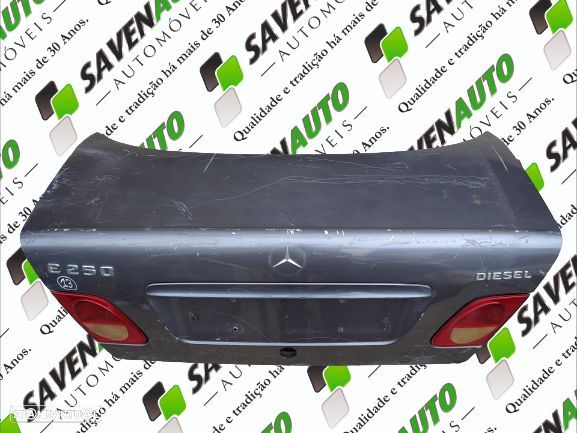 Tampa Mala Mercedes-Benz E-Class (W210) - 1