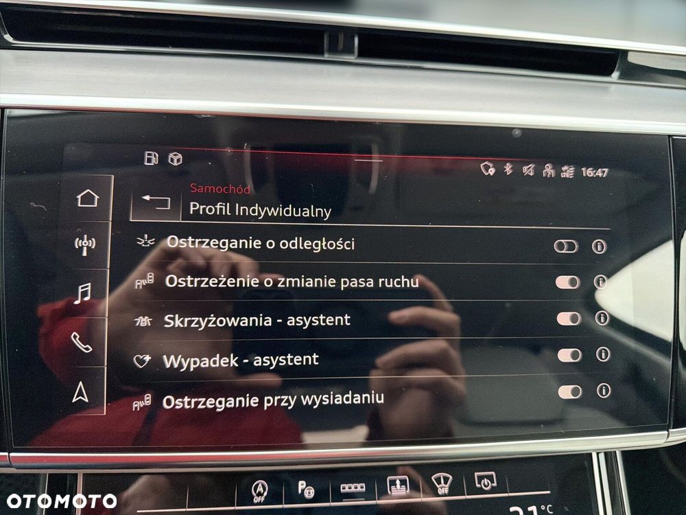 Audi A8 - 40
