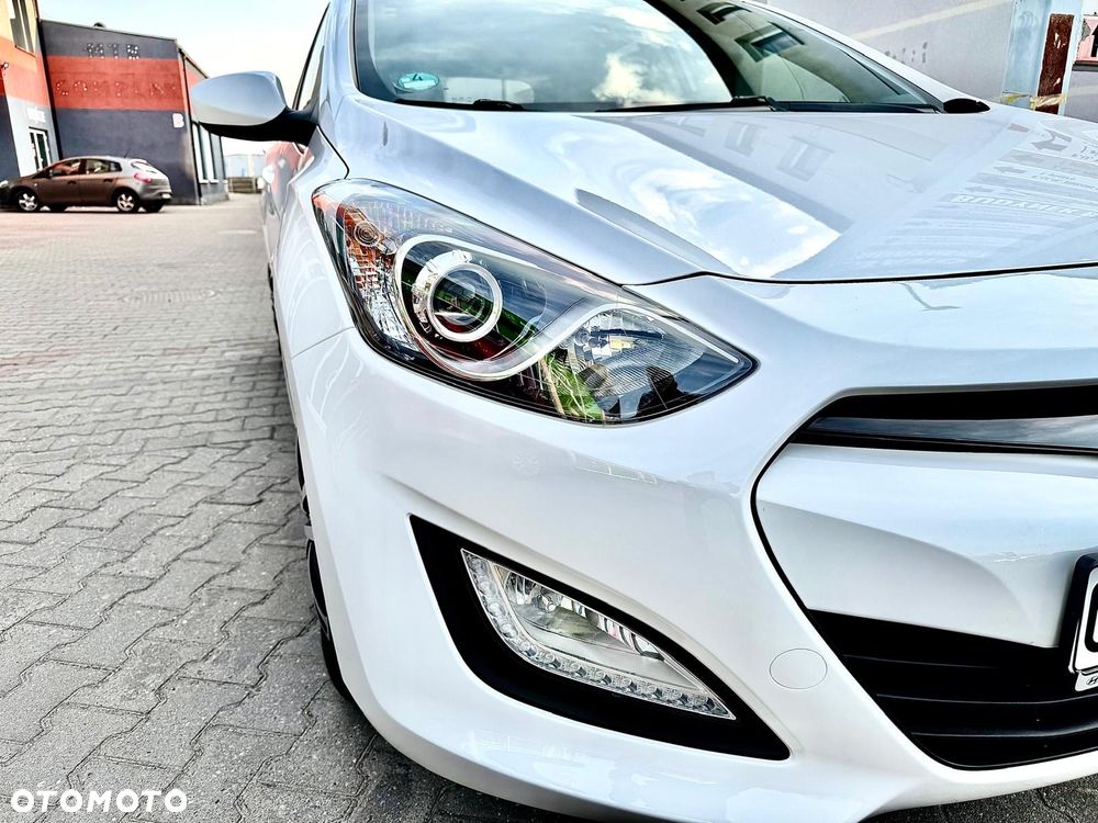 Hyundai i30 1.4 Premium - 27