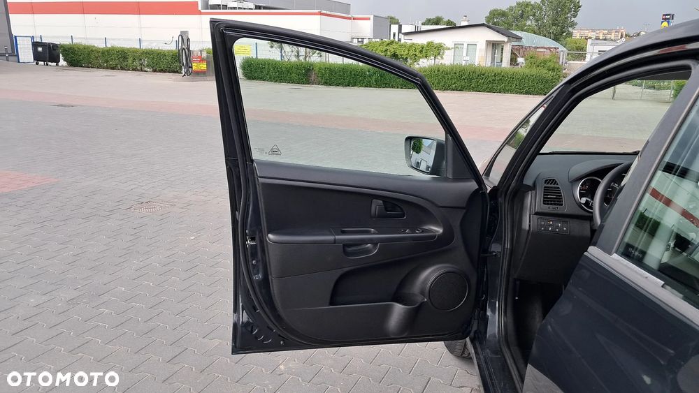 Kia Venga 1.4 CVVT Attract - 10