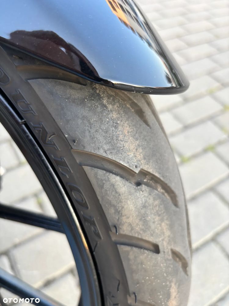 Suzuki GSX - 14