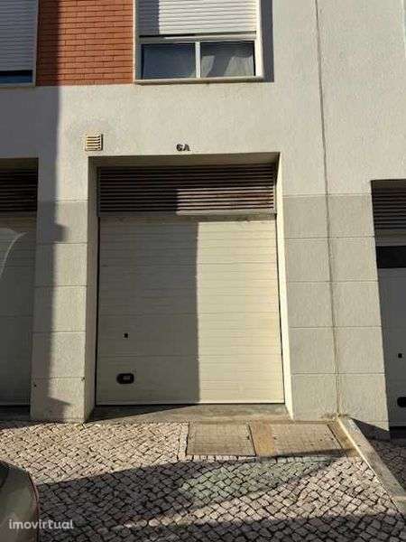 Garagem Alhandra Chabital - Grande imagem: 5/5