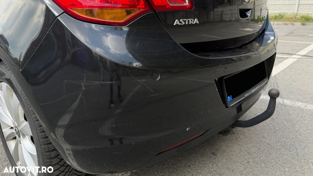 Opel Astra 1.7 CDTI - 9
