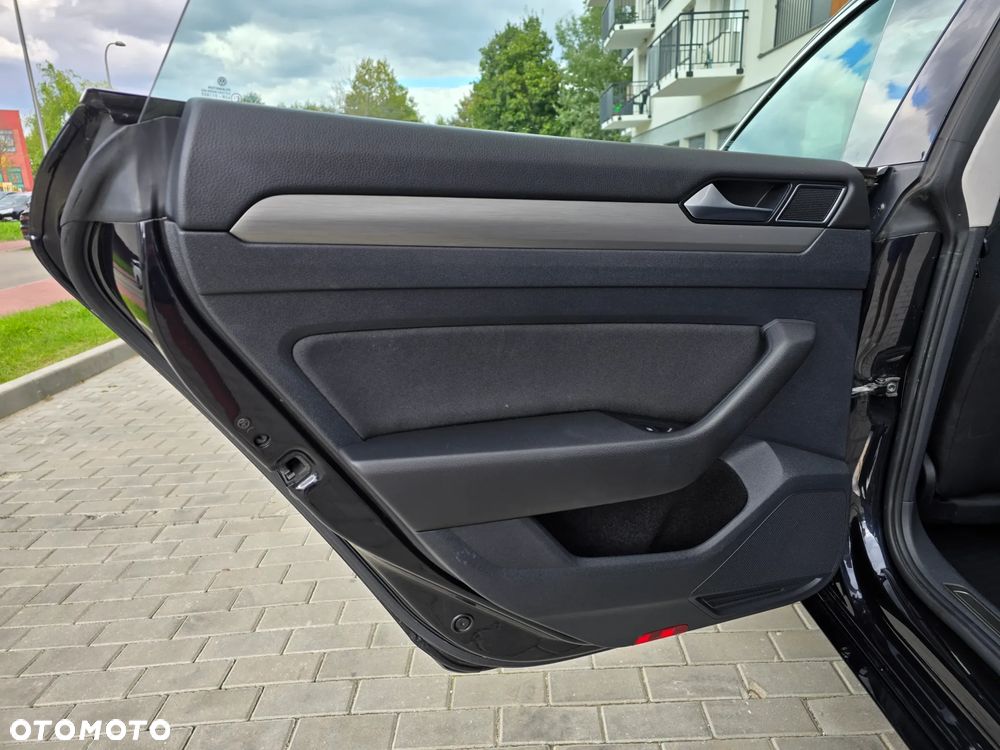 Volkswagen Arteon 2.0 TDI SCR Essence DSG - 14
