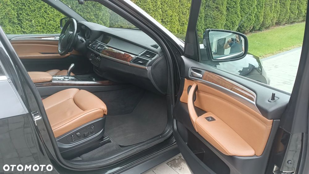 BMW X5 3.0sd xDrive - 14