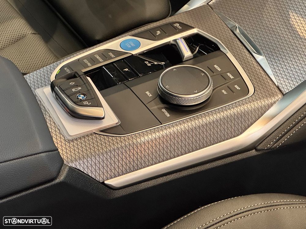 BMW i4 eDrive40 Pack Desportivo M Pro - 12