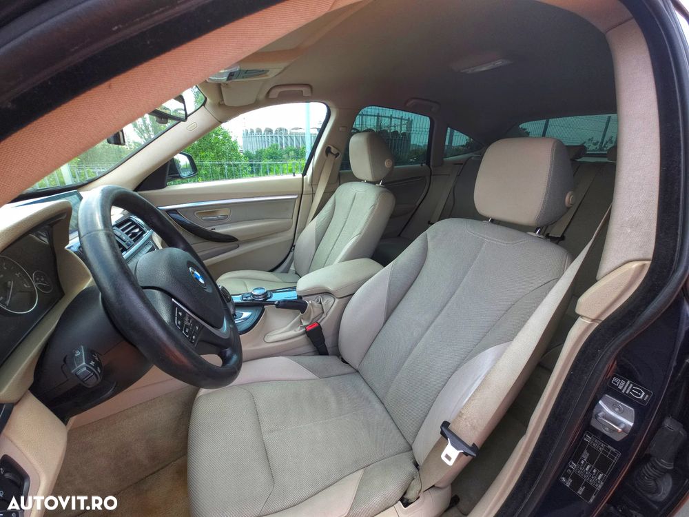 BMW Seria 3 325d Aut. Modern Line - 12