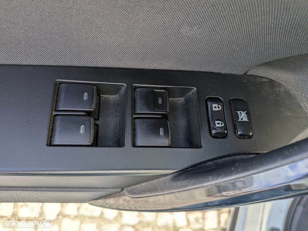 Toyota Auris Touring Sports 1.8 HSD Freestyle - 6