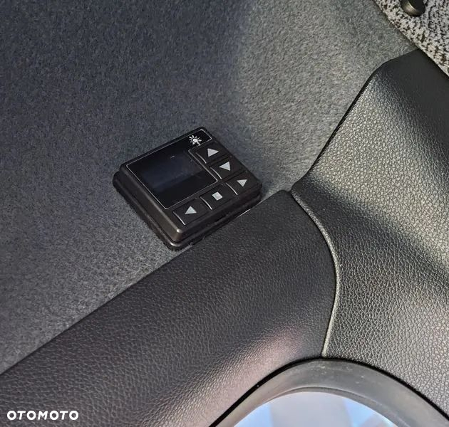 Mercedes-Benz Sprinter - 17