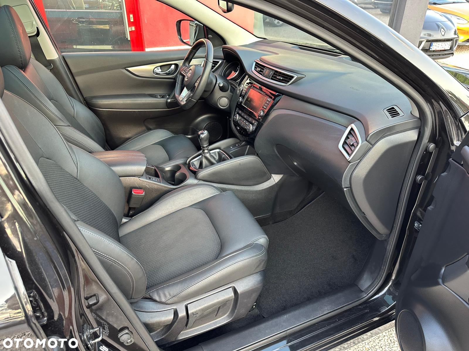 Nissan Qashqai 1.3 DIG-T Tekna+ - 7