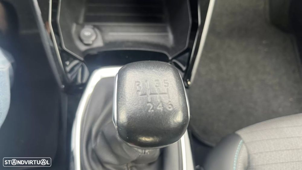 Peugeot 2008 1.5 BlueHDi Allure Pack - 22