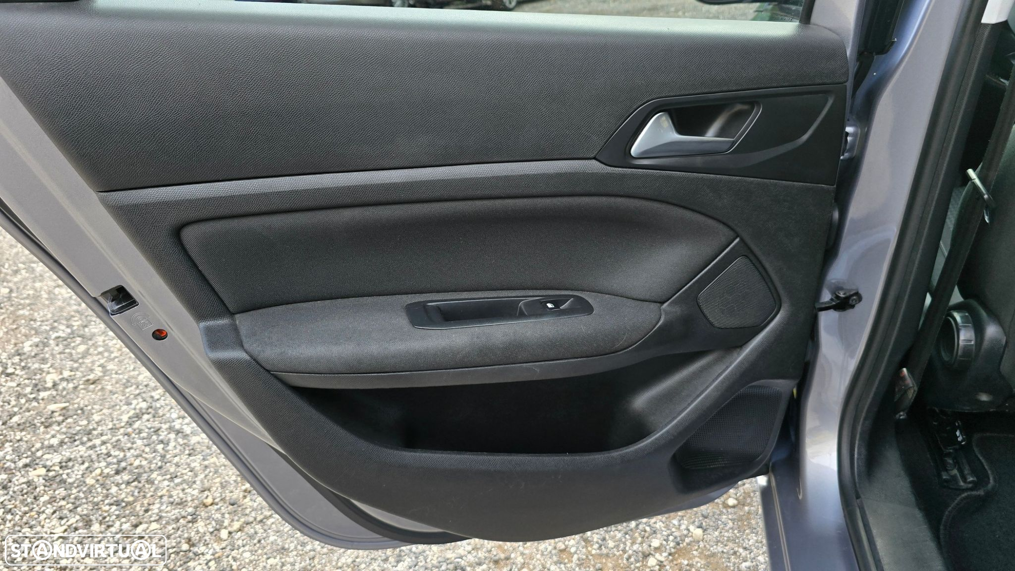 Peugeot 308 SW 1.6 BlueHDi Active - 41