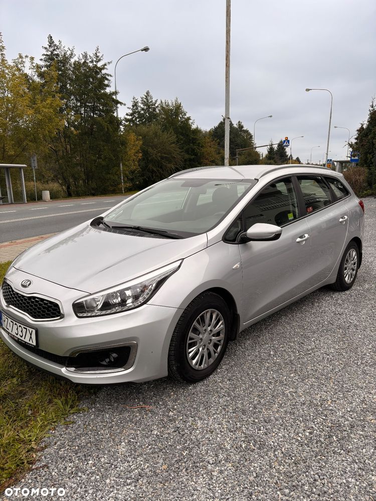 Kia Ceed - 3