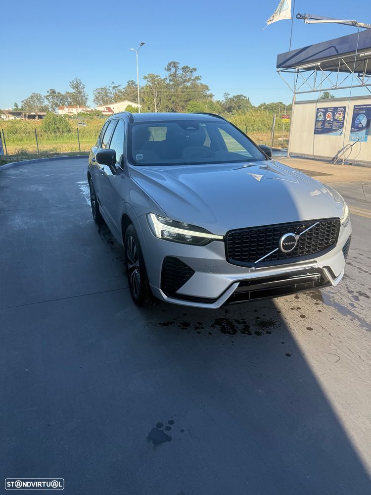 Volvo XC 60 2.0 B4 Plus Dark - 9