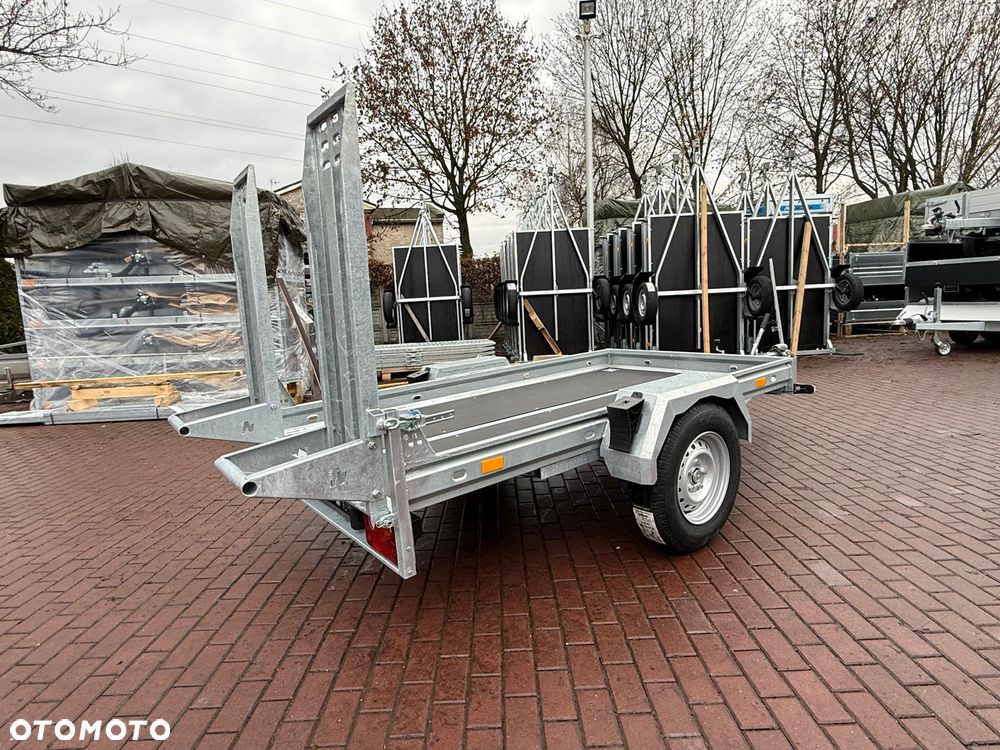 Niewiadów Przyczepa do przewozu sprzętu budowlanego Niewiadów K1325 254x132x15cm DMC 1300 kg 1 oś pod mikrokoparkę minikoparka MOTOMUS - 7