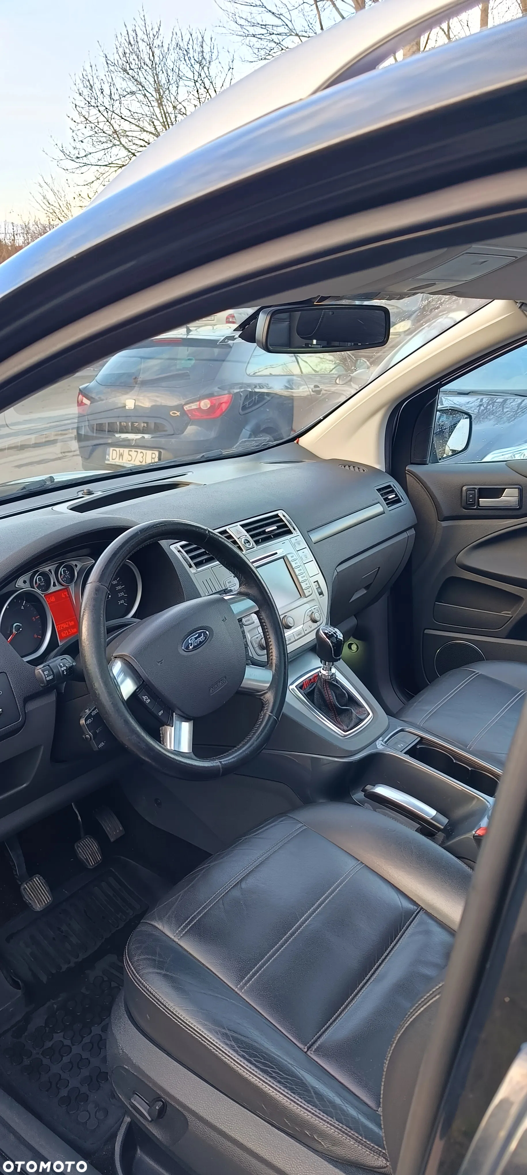 Ford Kuga 2.0 TDCi Titanium FWD - 3