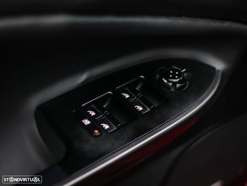 Alfa Romeo Giulietta 1.6 JTDm Exclusive - 35