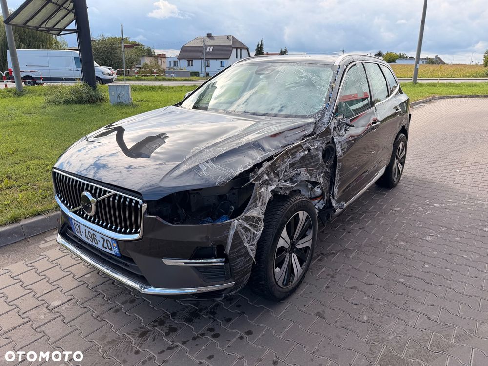 Volvo XC 60 T6 Plug-In Hybrid AWD Plus Bright - 3