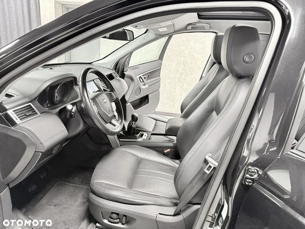Land Rover Discovery Sport 2.0 TD4 HSE Luxury - 31