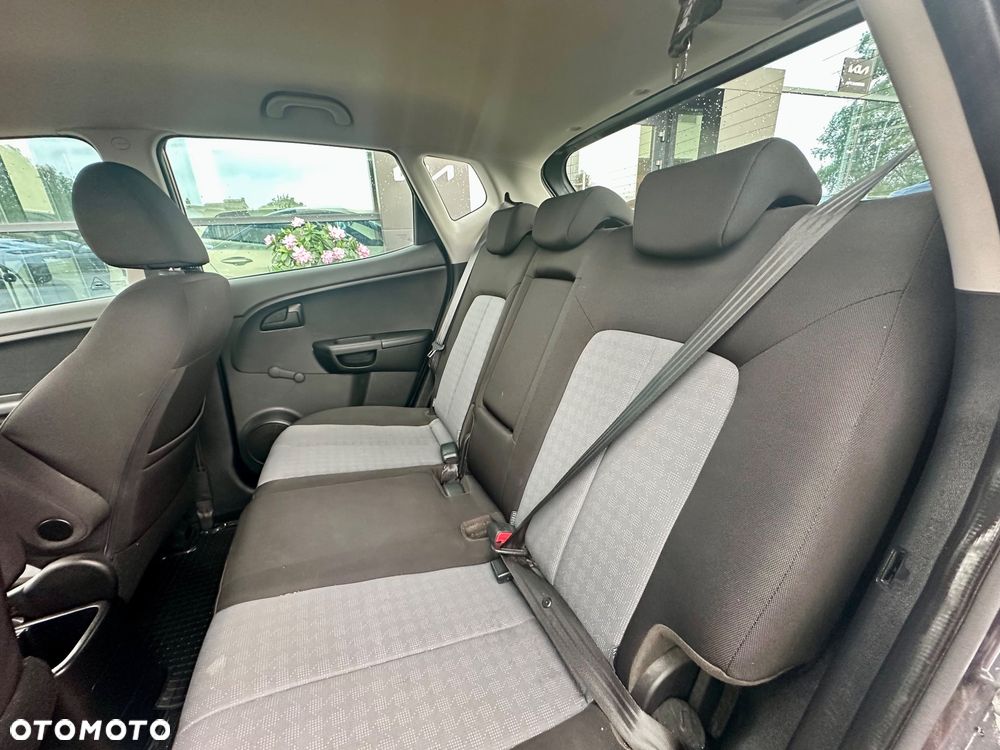 Kia Venga 1.4 M - 6