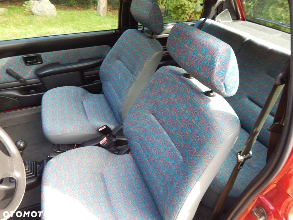 Peugeot 106 - 16