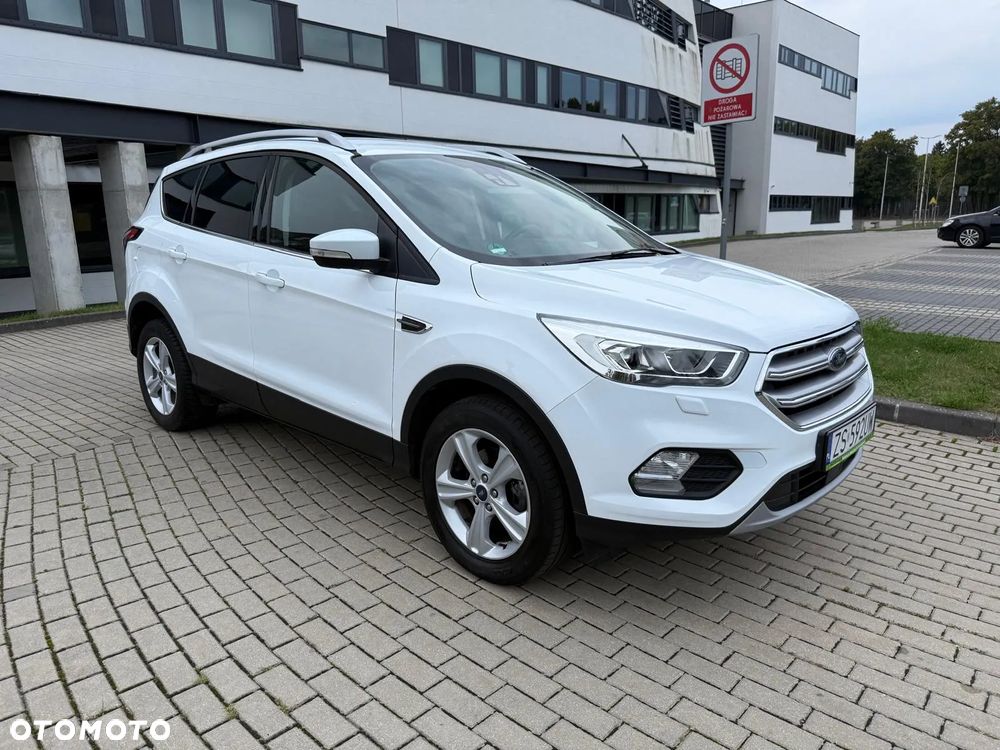 Ford Kuga 1.5 EcoBoost FWD Titanium - 11