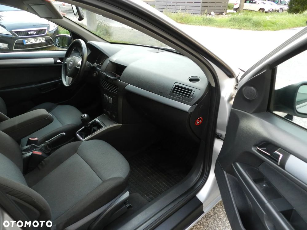 Opel Astra 1.6 Enjoy - 21