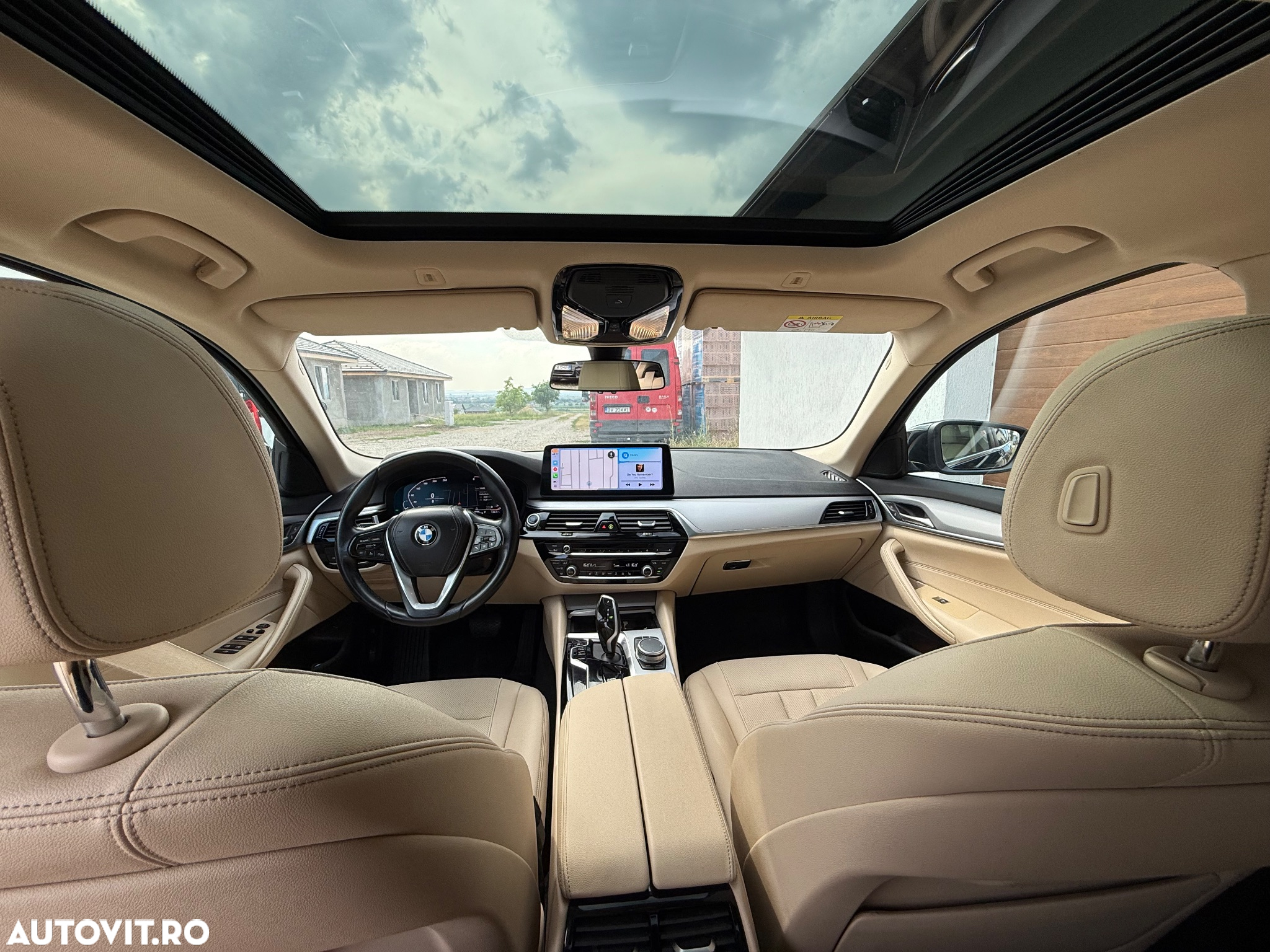 BMW Seria 5 530d xDrive AT MHEV - 17