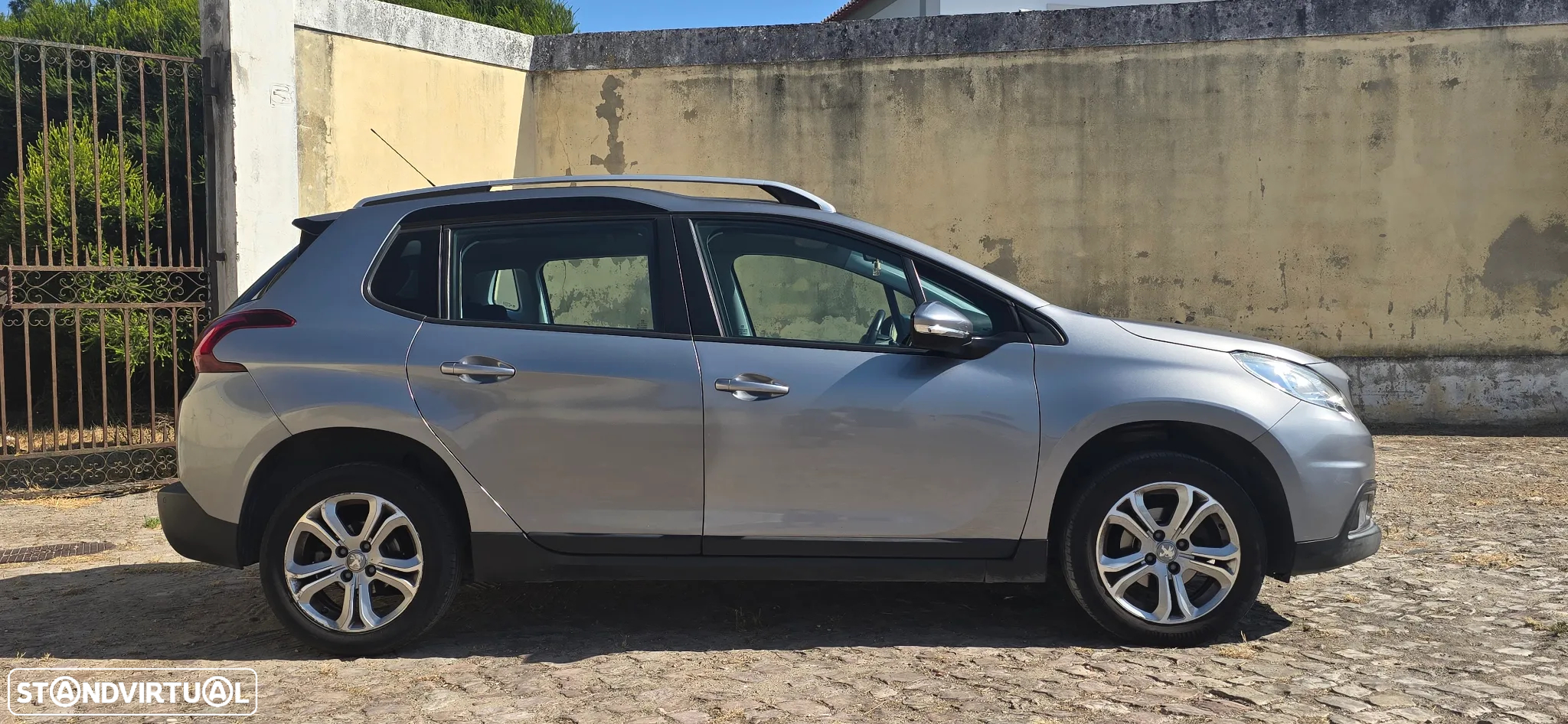 Peugeot 2008 ver-1-2-puretech-active - 9