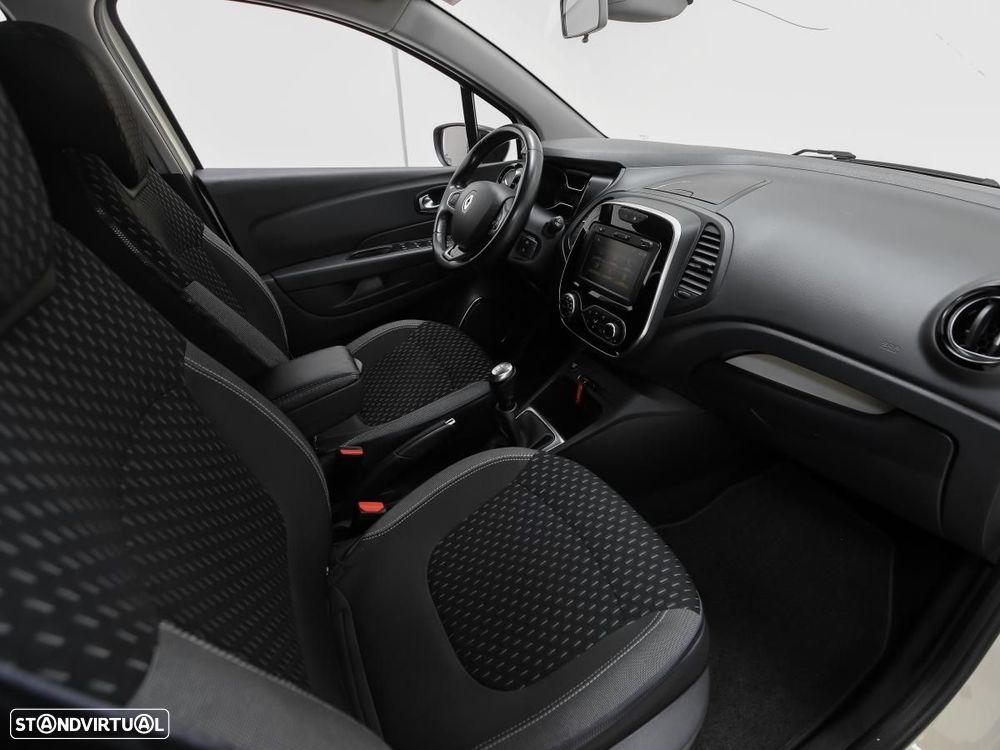 Renault Captur 0.9 TCE Exclusive - 9
