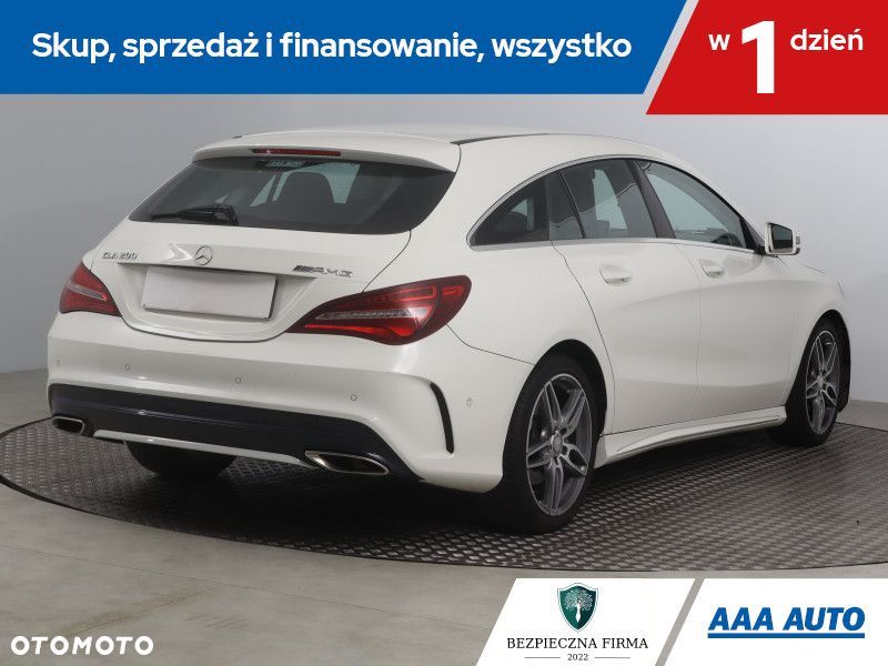 Mercedes-Benz CLA - 6