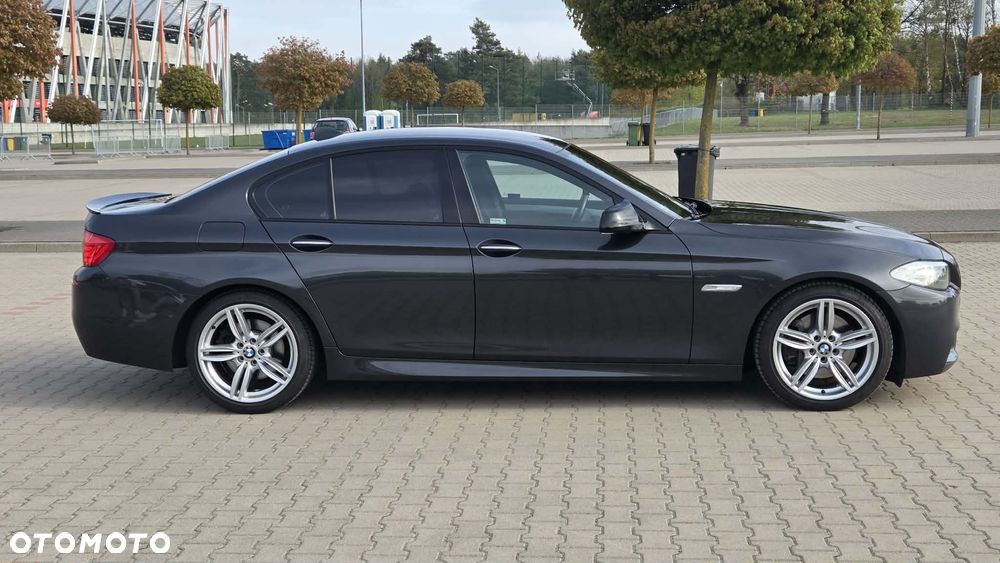 BMW Seria 5 525d - 7