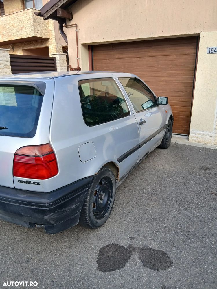 Volkswagen Golf CL - 1