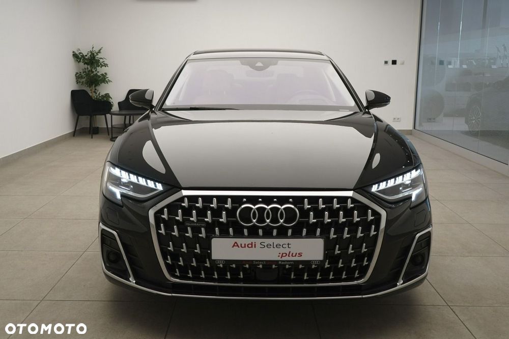 Audi A8 - 6