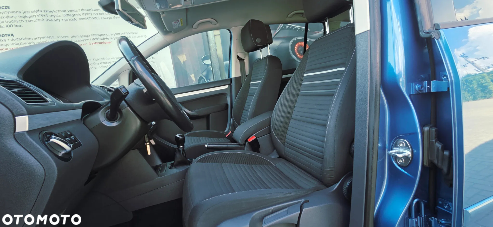 Volkswagen Touran 1.6 TDI DPF MATCH - 26